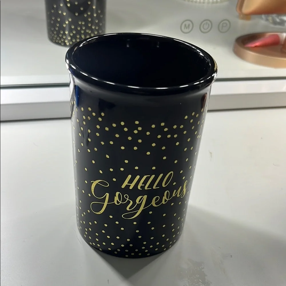 Black and Gold 'Hello Gorgeous' Brush Organizer